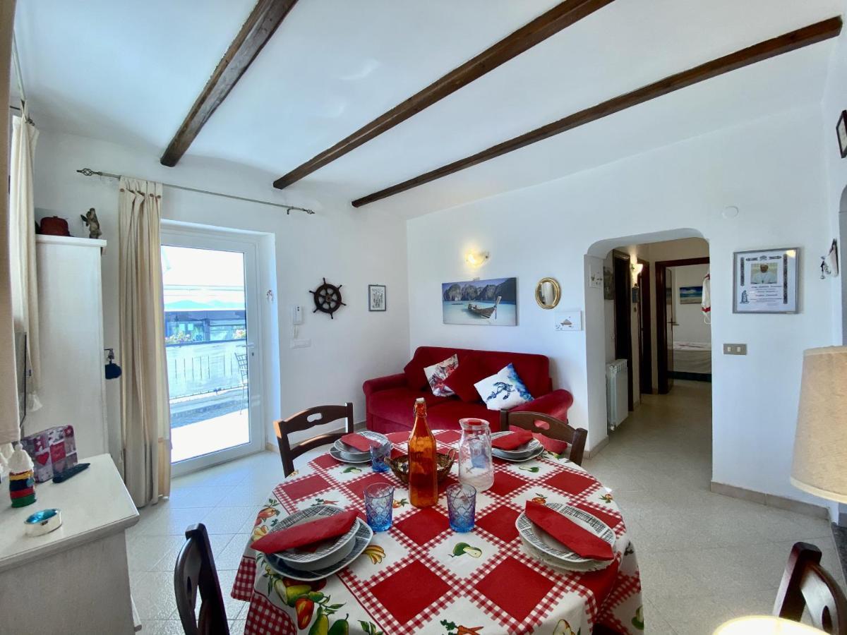 Holidaycasa Mike - Con Terrazzo Vista Mare สแปร์ลองกา ภายนอก รูปภาพ
