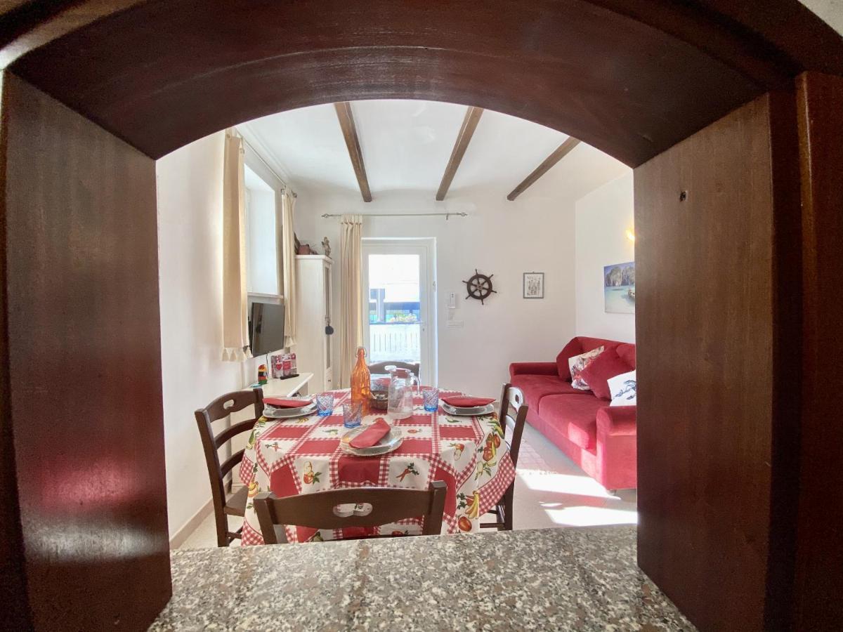 Holidaycasa Mike - Con Terrazzo Vista Mare สแปร์ลองกา ภายนอก รูปภาพ