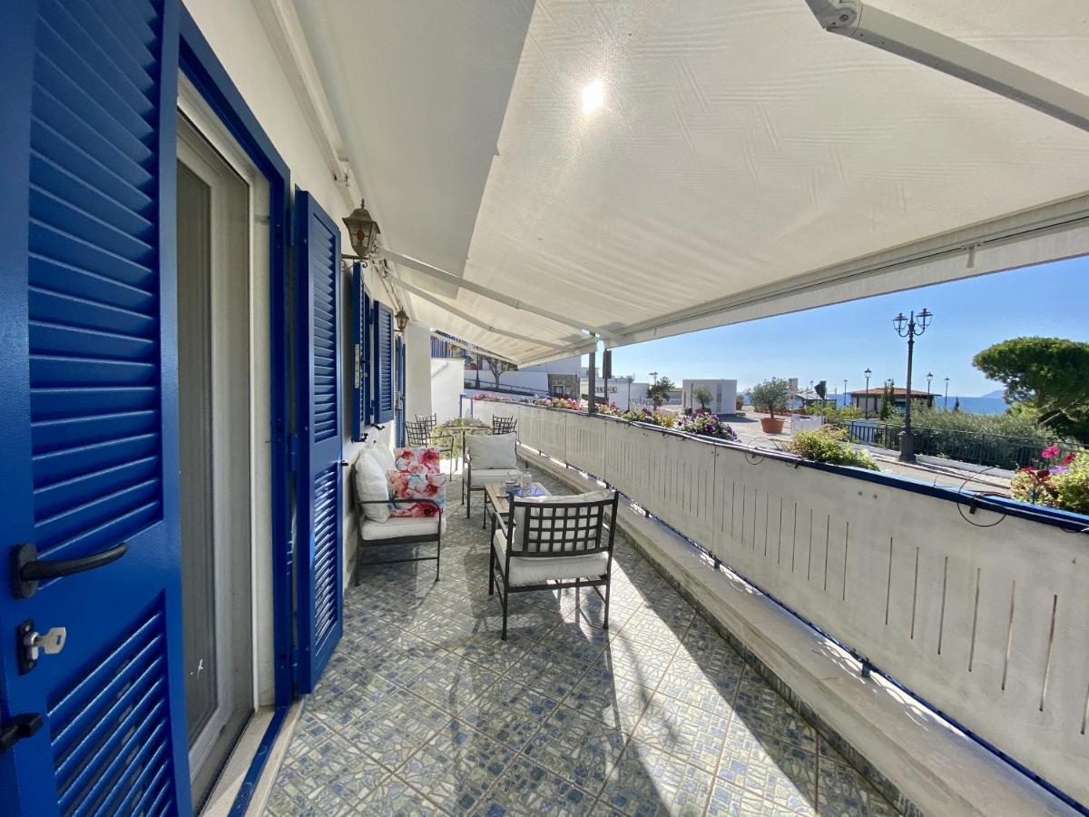 Holidaycasa Mike - Con Terrazzo Vista Mare สแปร์ลองกา ภายนอก รูปภาพ