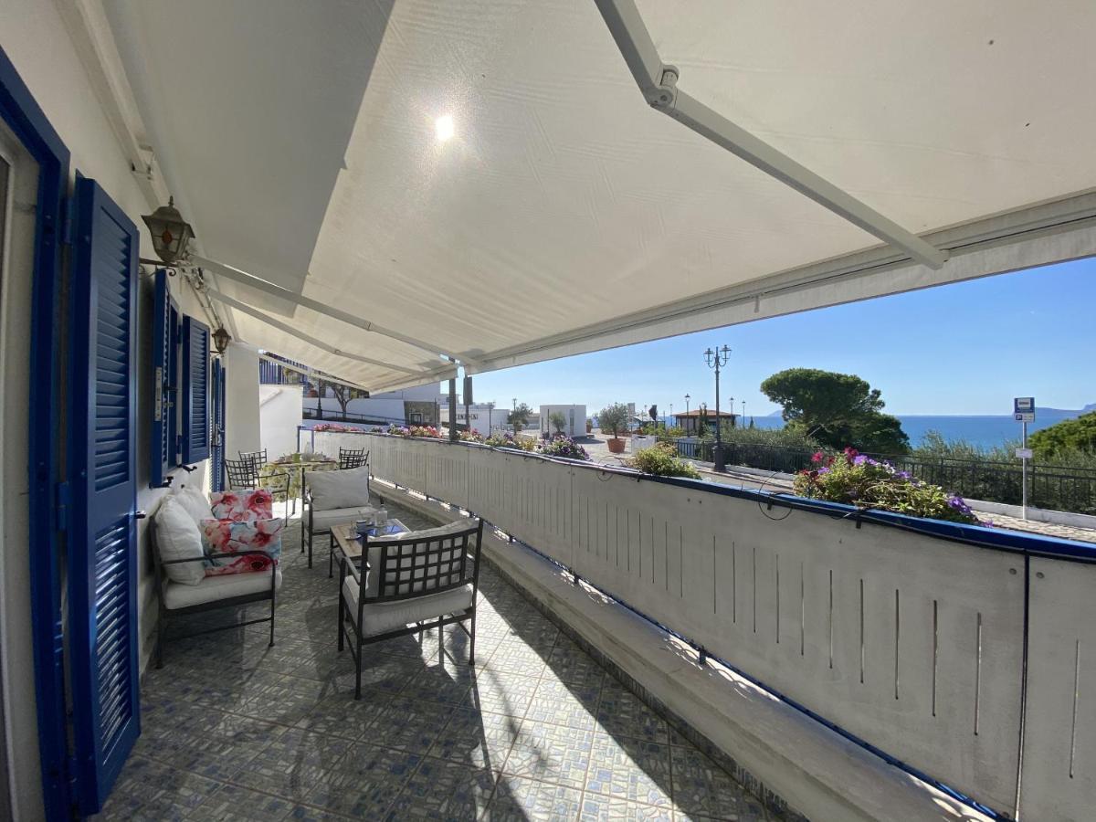 Holidaycasa Mike - Con Terrazzo Vista Mare สแปร์ลองกา ภายนอก รูปภาพ