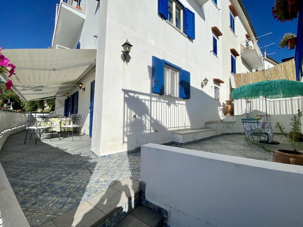 Holidaycasa Mike - Con Terrazzo Vista Mare สแปร์ลองกา ภายนอก รูปภาพ