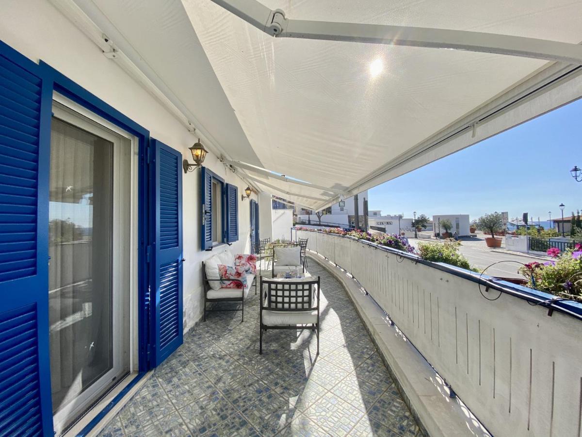 Holidaycasa Mike - Con Terrazzo Vista Mare สแปร์ลองกา ภายนอก รูปภาพ